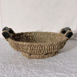 Woven Sea Grass Round Basket With Handles